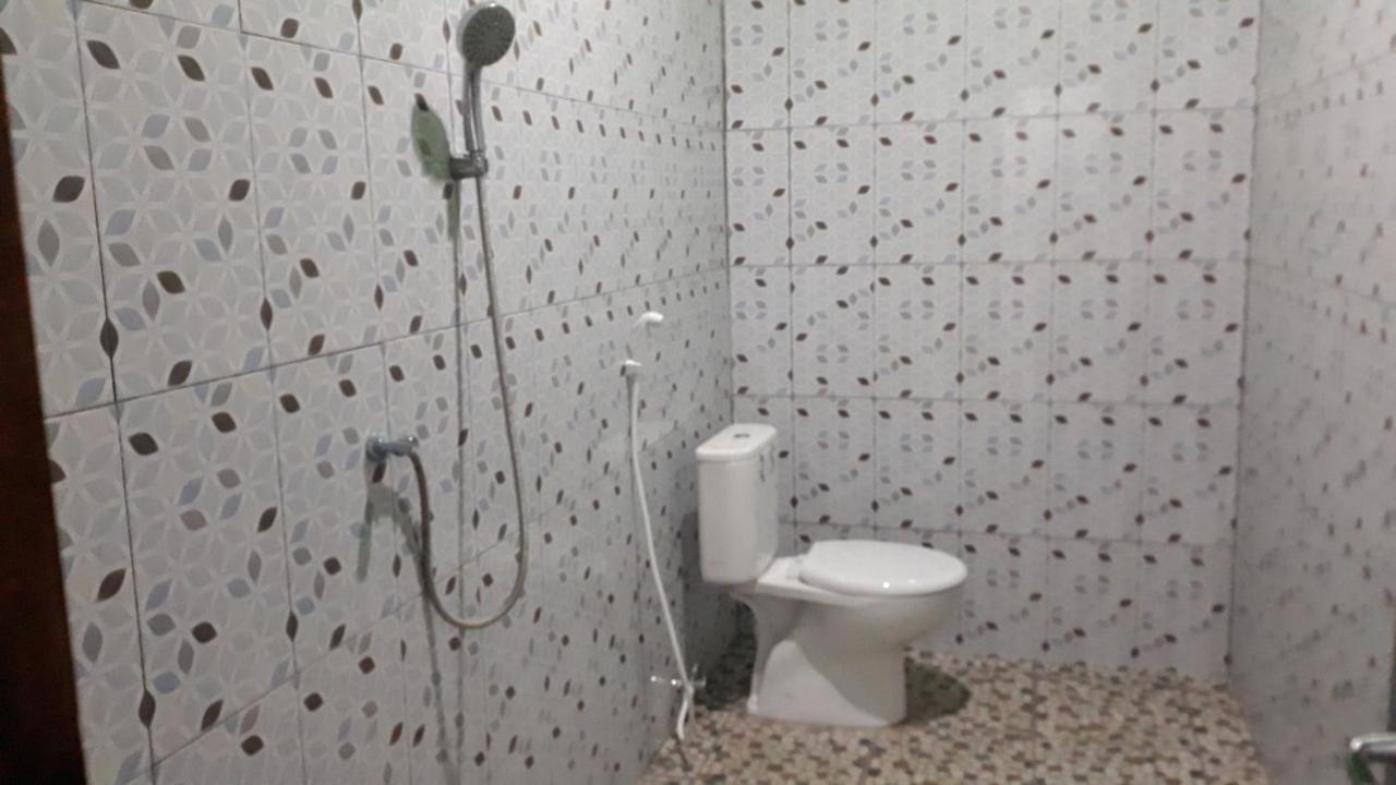 Mandalika Homestay Kuta  Zewnętrze zdjęcie